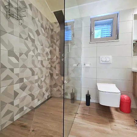 בית נופש House 2118 *